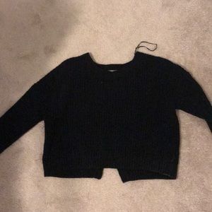 Black soft & stretchy sweater!